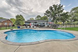Quiet Nashville Area Home w/ Pool - 15 Mi to Dtwn - 0
