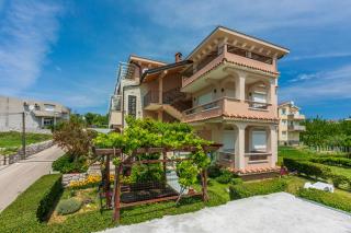 Apartments Anica - Lopar - 5