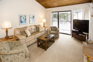 St Anton Wooded View 2-Bedroom Condos with Ski Lockers - 2