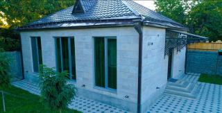 Green Garden Garni - 1