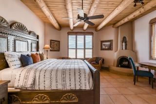 Taos Mountain House - 1