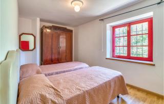 2 Bedroom Lovely Home In Sassetta - 4