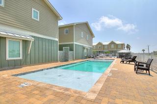 Serenity Island - Corpus Christi - 8