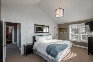 Driftwood Pearl - Lincoln City - 1