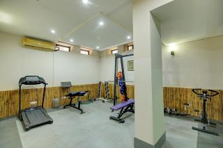 FabHotel Phoenix Hospitality Near DLF Cyber Hub & Metro, Gurugram - 6