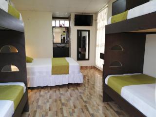 Hosteria B y B - 8