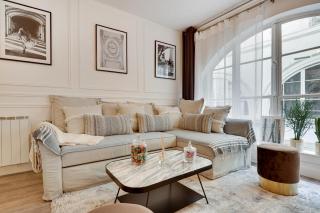 Stunning Historical Parisian Flat - Louvre Area - París - 8