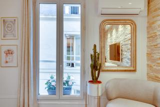 Central Historical Studio by Architect - Louvre - París - 3