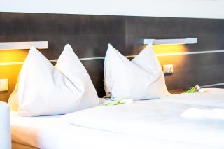 Neufeldersee Hotel & Restaurant - 3