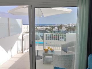 Apartment Namaste- Amazing sea view & infinity pool - good Wifi - smart tv-Residence Senator - Costa Teguise - 1
