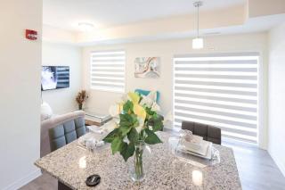 Luxurious Condo Apartment 1BR-1BA-1Office free parking - 3