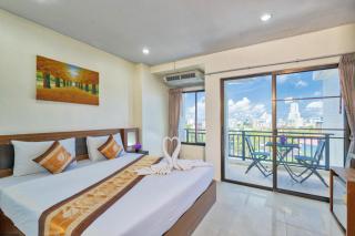 Lucky Buako Hotel Patong - Patong - 0