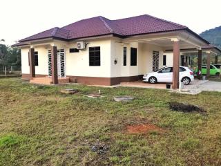 Danial Homestay Ajil - Ajil - 8