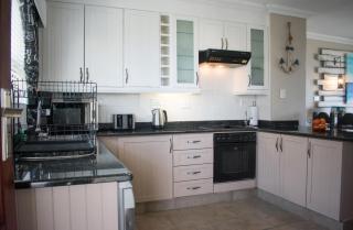 At 4 Umzumbe Beach Apartment, Mangrove Beach Estate - Melville - 3