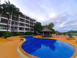 Spacious apartment with Ocean view in Panwa - Phuket - 2