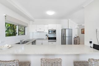 Costa Royale Beachfront Apartment - 2