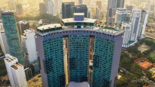Sky Suites with KLCC Twin Tower View by iRent365 - Kuala Lumpur - 0