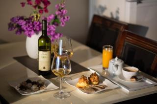 Spa Resort Luxury Apartments - 4