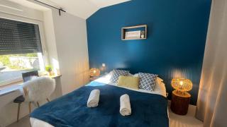 APPART-HOTEL n 4 calme avec terrasse, Wi-fi haut débit, petit-déjeuner, room-service et parking privé - Chouzelot - 9