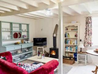 Pass The Keys Ian's Cottage, Wedmore - country cottage for two - Wedmore - 9