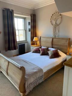 Newgate House - 6