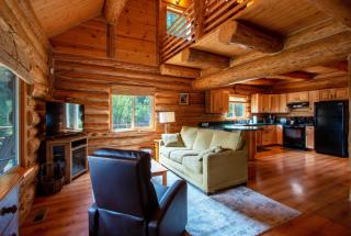 The Log Cabin home - 7