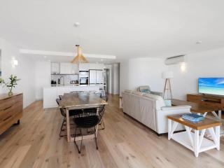 The Rocks Resort Unit 8G - Gold Coast - 7