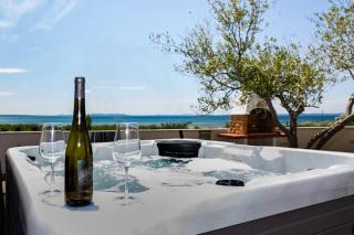Beachfront villas with hot tubs Sun Garden - Privlaka - 4