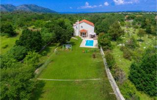 Stunning Home In Lozovac - 9