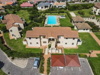 Plettenberg Bay Unit 17 Whale Rock Gardens Apartment with Backup Power - 7