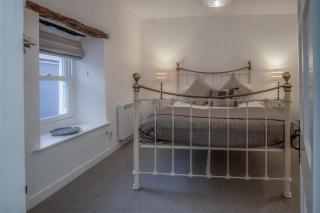 Caleb's Cottage - 4 Bedroom Cottage - Solva - Solva - 2
