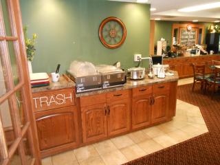 AmericInn by Wyndham McAlester - McAlester - 1