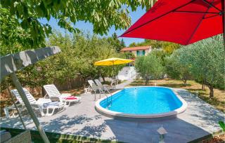 Four-Bedroom Holiday Home Kucice With A Fireplace 09 - Kučiće - 9