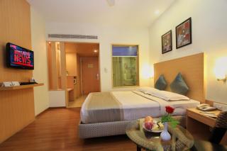 La Sara Hometel - Bangalore - 9