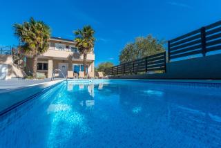 VILLA TWINS Sukošan with heated pool - Sukošan - 9