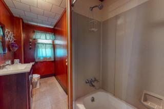 Beach Bungalow - Seabrook - 4