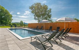 6 Bedroom Beautiful Home In Nedescina - 9