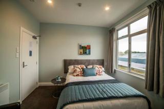 The Amberley Hotel - 2