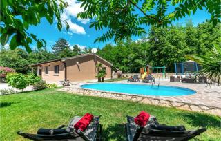 Stunning Home In Snasici - 9