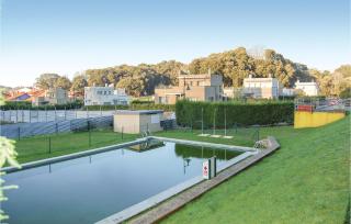 2 Bedroom Stunning Apartment In Llanes - Llanes - 0