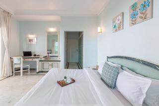 StayVista's Villa Bharat - Beachfront serenity with A spacious lawn - Mumbai - 1