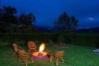 StayVista at Casa Pinnacle - Pet Friendly Home with Lawn - Coonoor - 7