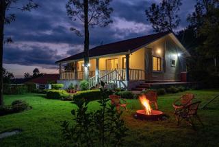 StayVista at Casa Pinnacle - Pet Friendly Home with Lawn - Coonoor - 9