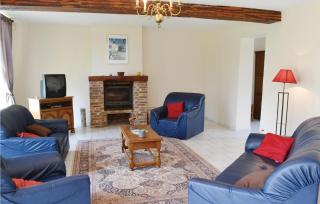 Three-Bedroom Holiday Home In Chigny - Chigny - 9