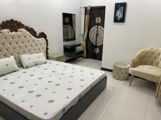 2 Bed New corner Apartment - Lahore - 7