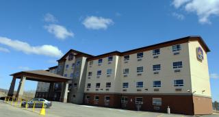 Best Western Plus Peace River Hotel & Suites - Peace River - 4