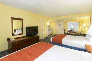 Perry's Ocean-Edge Resort - 4