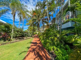 WhitsunStays - The Resort by the Sea - Mackay - 5
