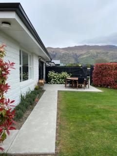 1 - Delightfully fresh, private home close to town - Wanaka - 6