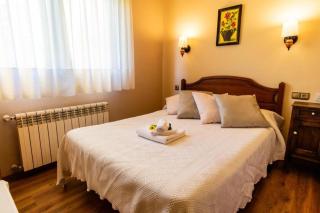 Hotel Peña Pandos - 1